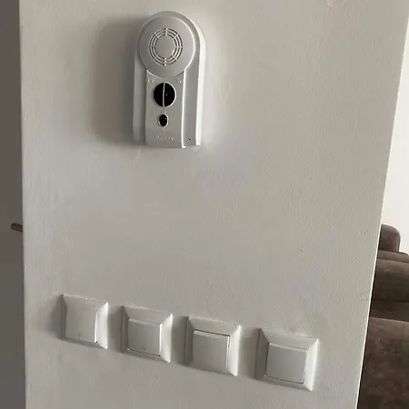 Adapartaments 11 شقة *