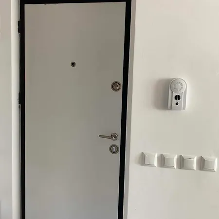 شقة Adapartaments 11