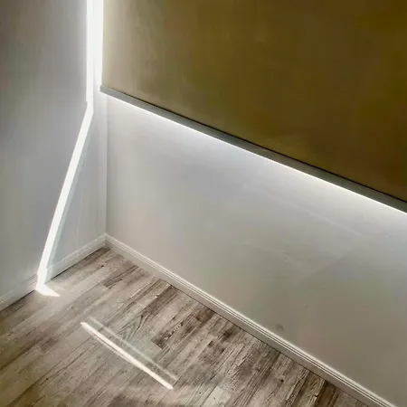 Adapartaments 11 شقة